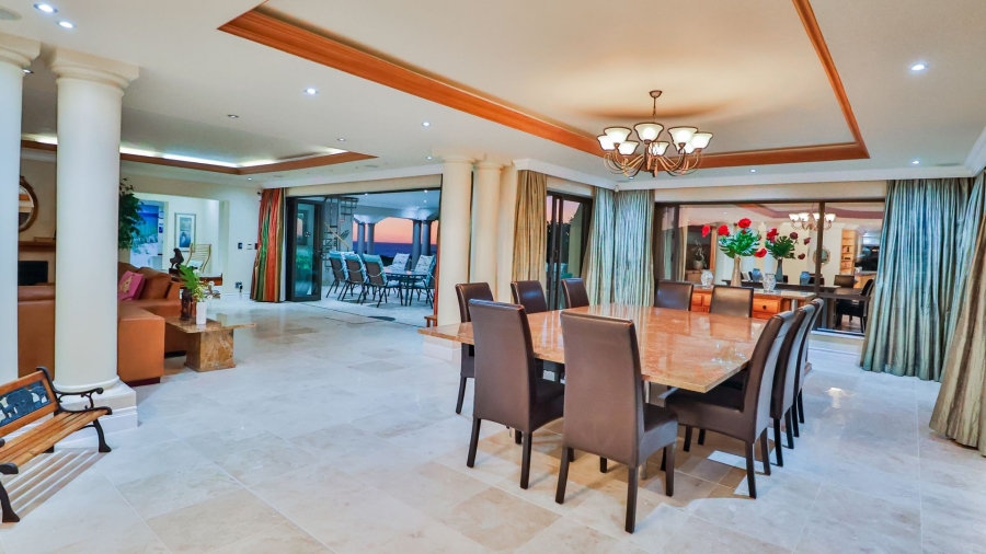 6 Bedroom Property for Sale in Myoli Beach Western Cape